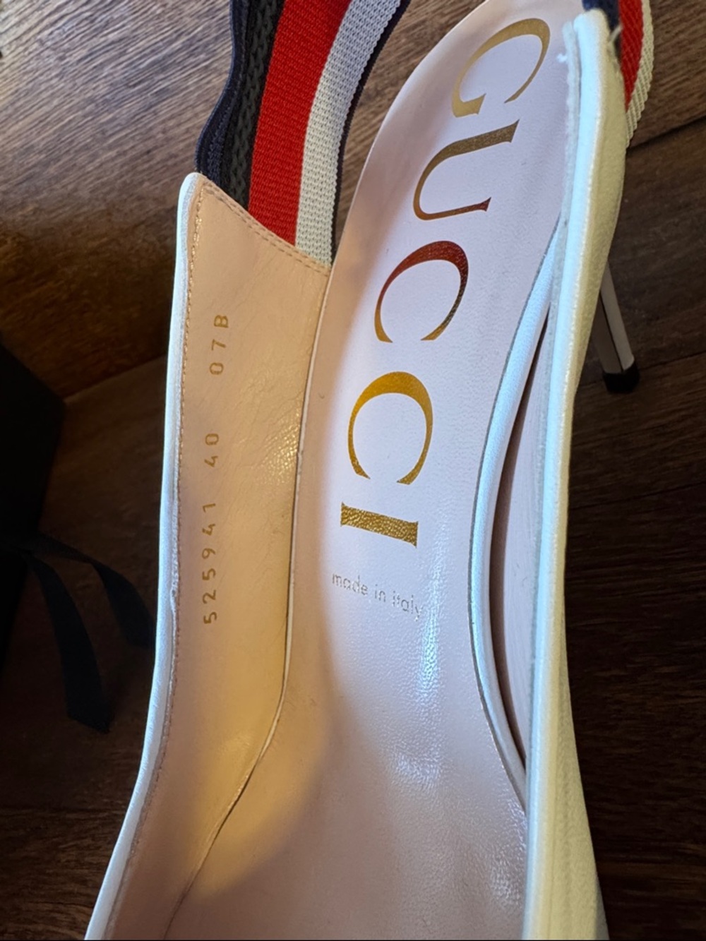 Gucci White Leather Slingback Pumps with Red and Blue Web - Picture 2 of 5